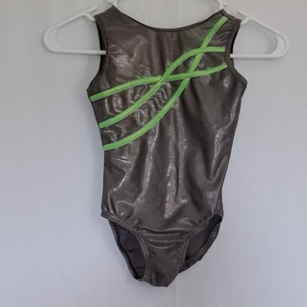 Gymnastics Leotard - Girl's size 5/6